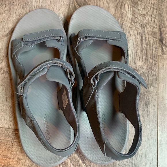 Columbia Women's US 7 EUR 38 Two Strap Sandals Grey Athletic Surf Water - Picture 2 of 8